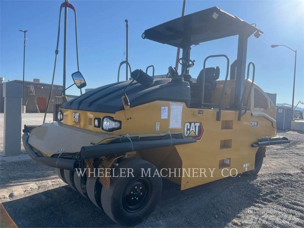 CAT CW16 Tromle med luftdæk