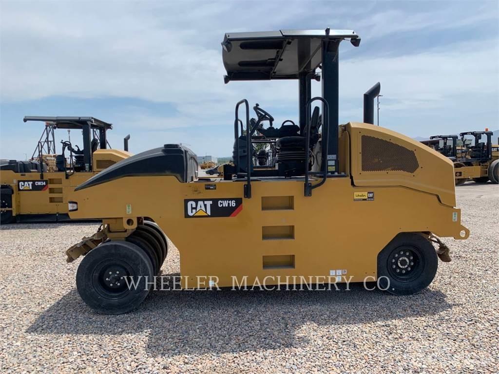 CAT CW16 Tromle med luftdæk