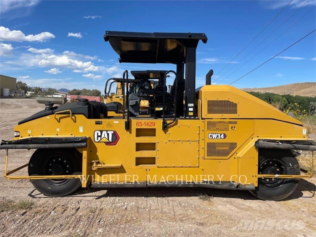 CAT CW34 Tromle med luftdæk