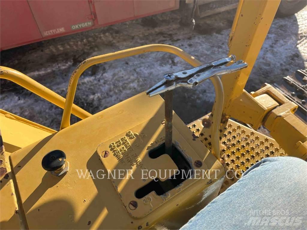 CAT D1 Bulldozer på larvebånd