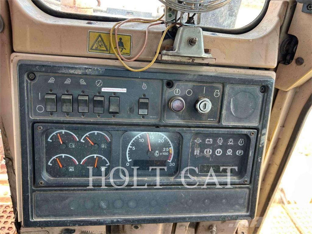 CAT D10R Bulldozer på larvebånd