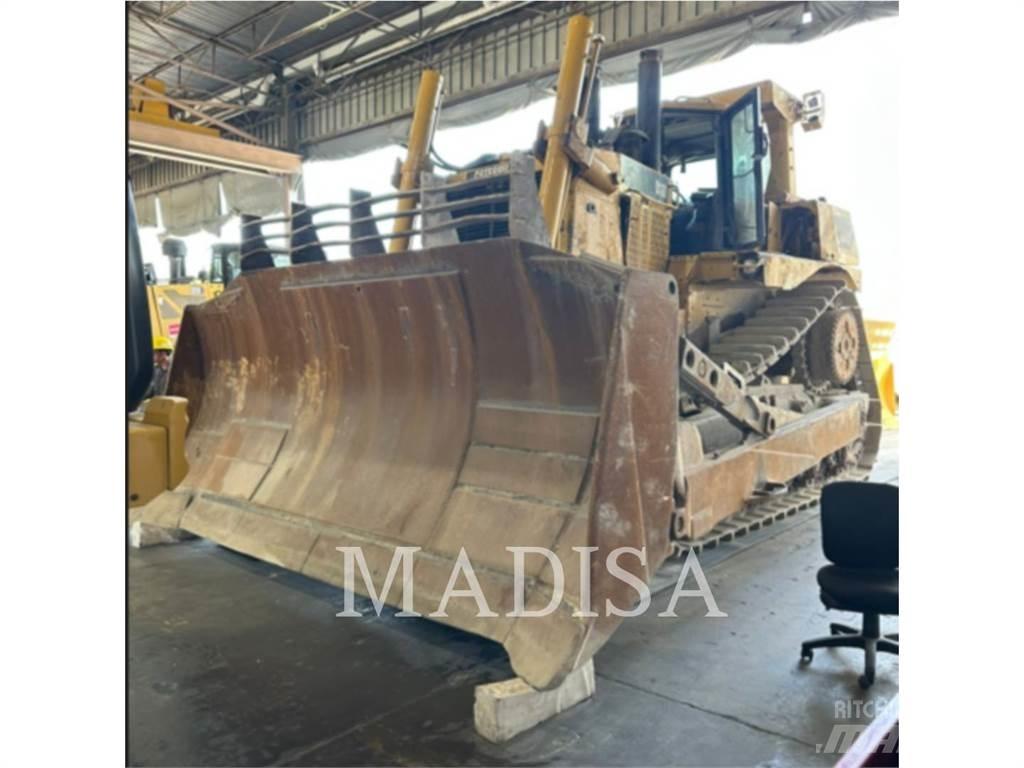 CAT D10T Bulldozer på larvebånd