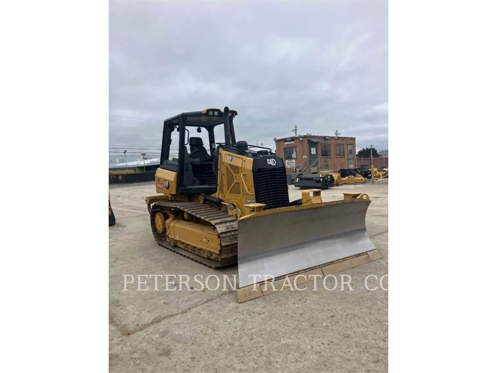 CAT D2 Bulldozer på larvebånd