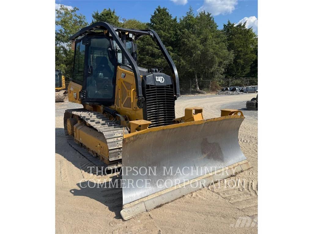 CAT D2-12 Bulldozer på larvebånd