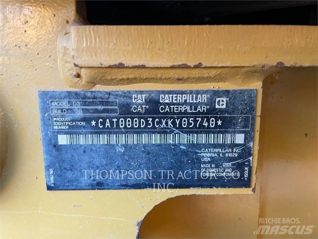 CAT D3 Bulldozer på larvebånd