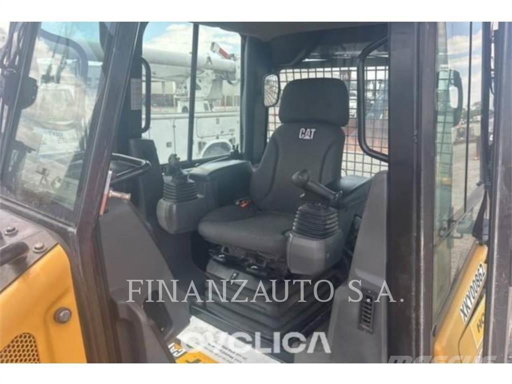 CAT D3 Bulldozer på larvebånd