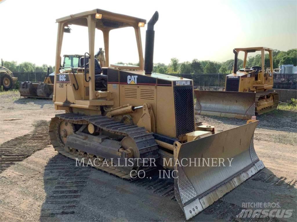 CAT D3CIII Bulldozer på larvebånd