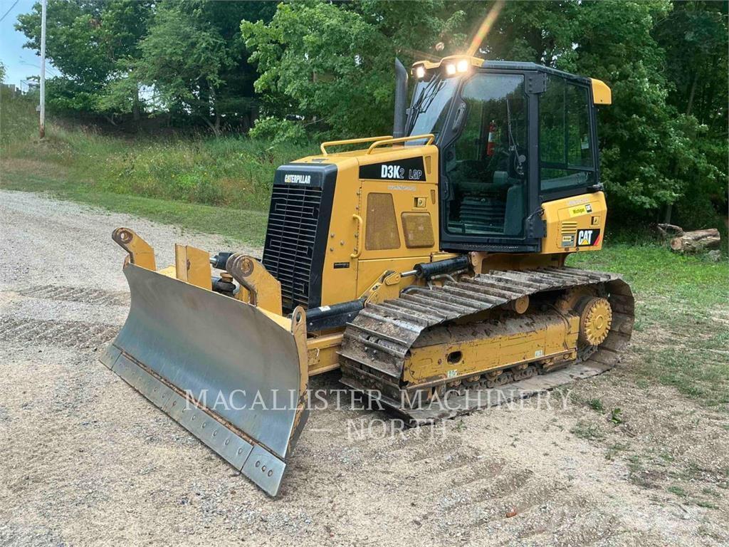 CAT D3K2L A Bulldozer på larvebånd