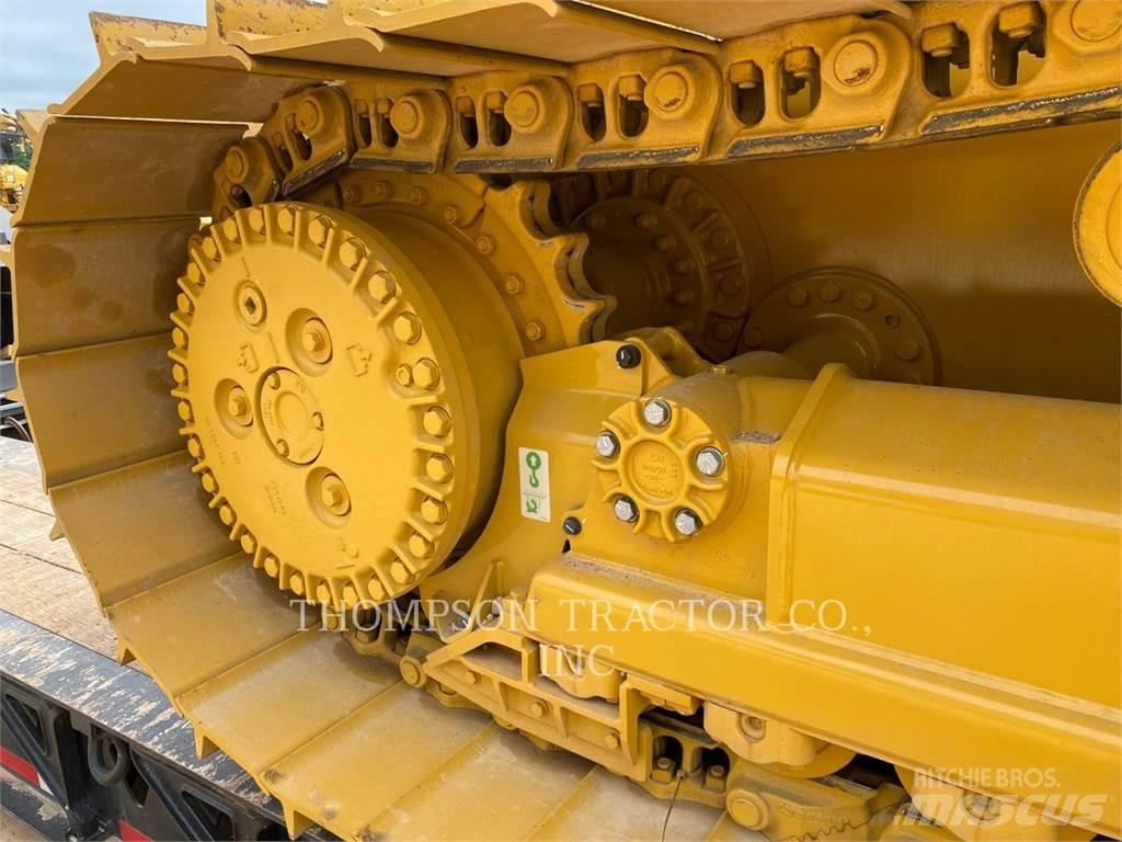 CAT D4 Bulldozer på larvebånd
