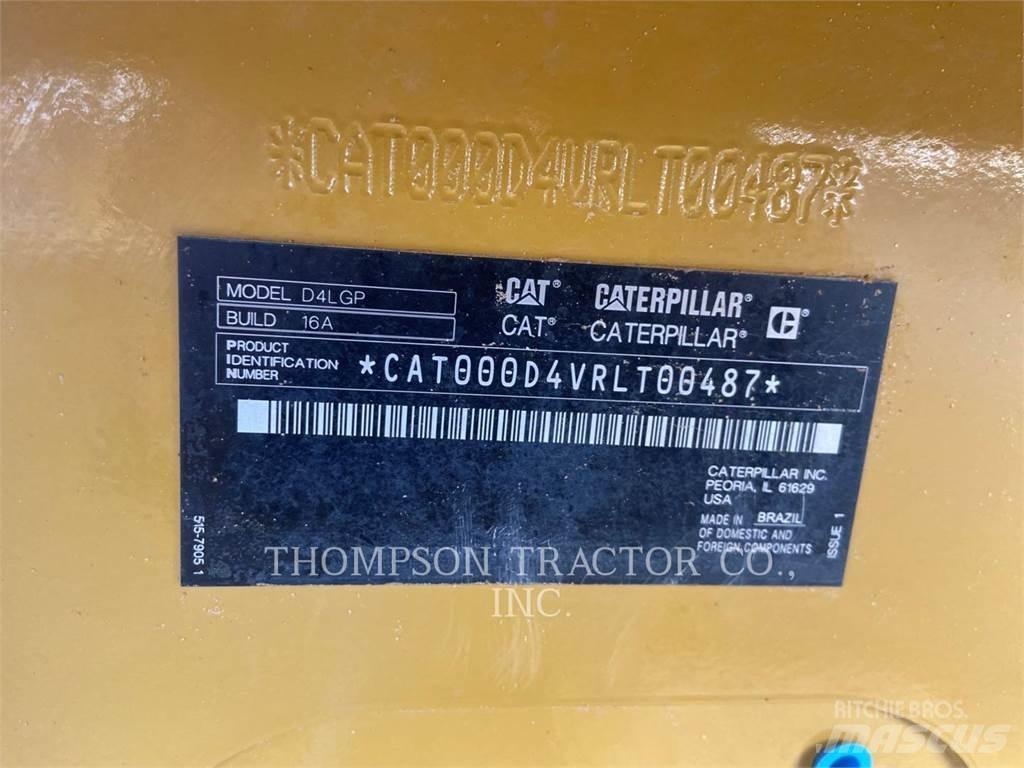 CAT D4 Bulldozer på larvebånd