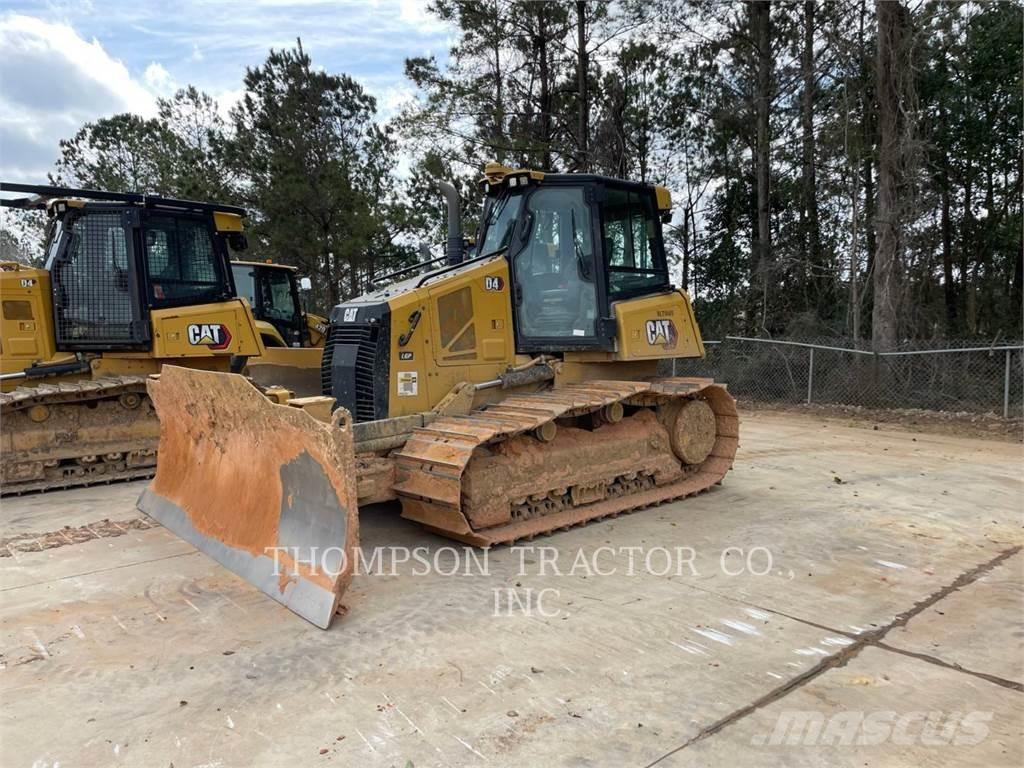 CAT D4 Bulldozer på larvebånd