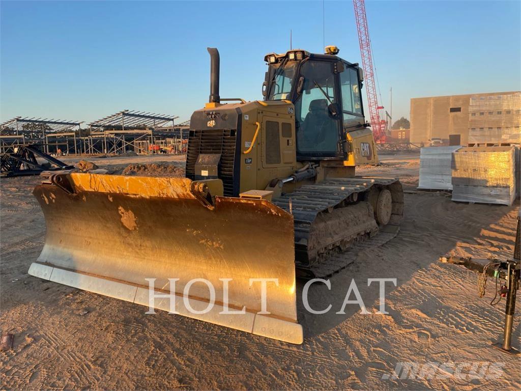 CAT D4-15VP Bulldozer på larvebånd