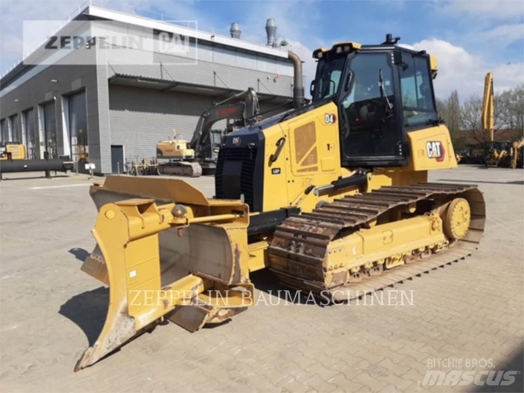 CAT D4-16A Bulldozer på larvebånd