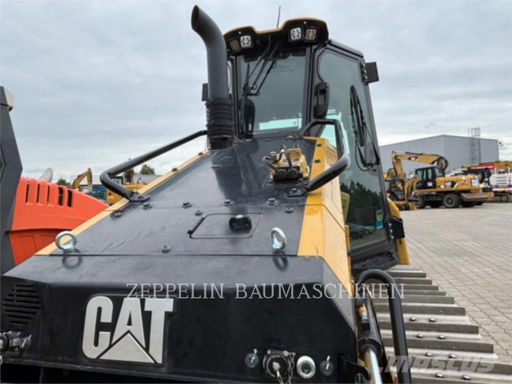 CAT D4-16A Bulldozer på larvebånd