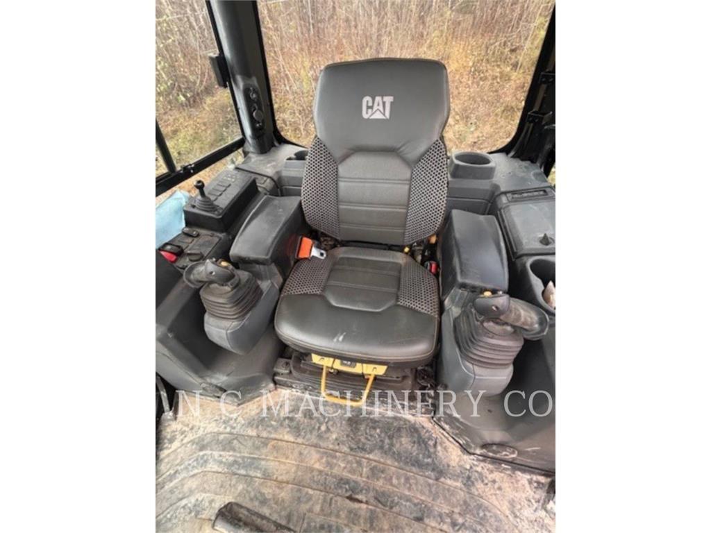 CAT D4 LGPVPAT Bulldozer på larvebånd