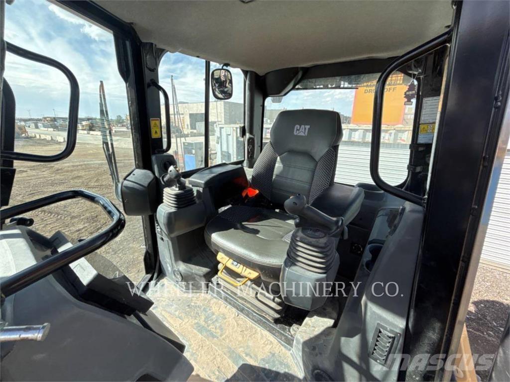 CAT D4 XL Bulldozer på larvebånd