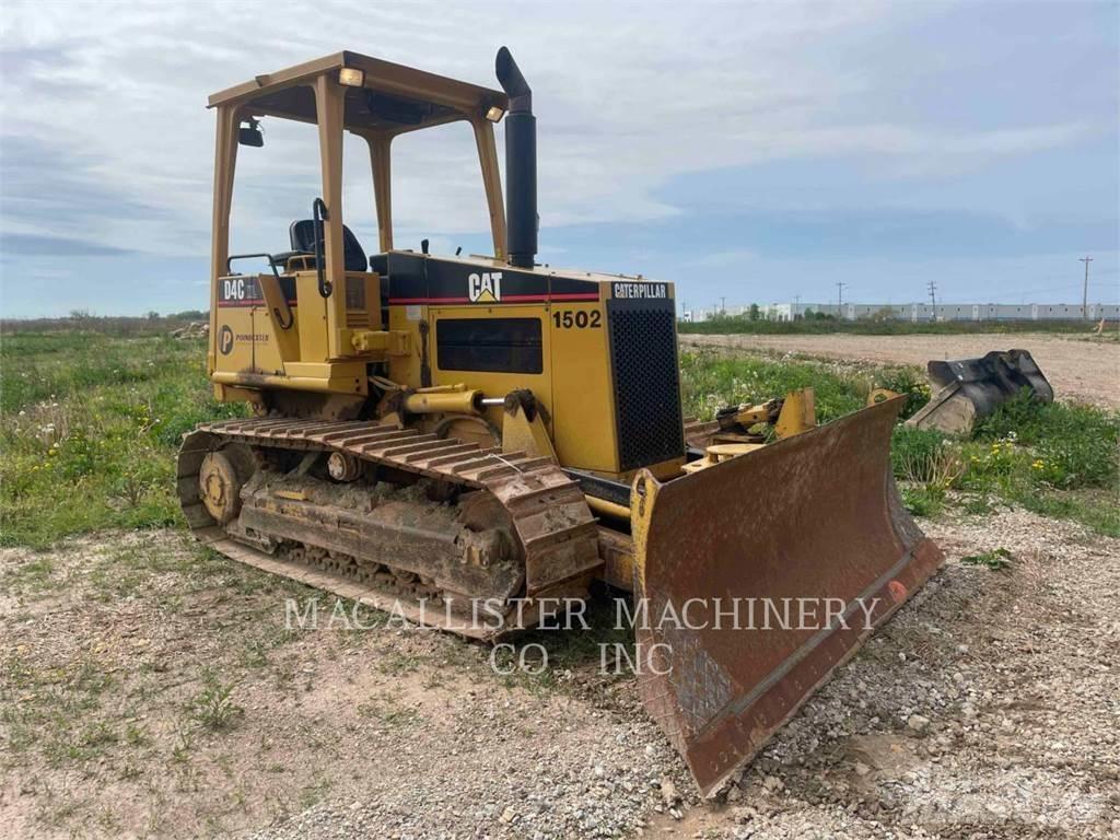 CAT D4C Bulldozer på larvebånd