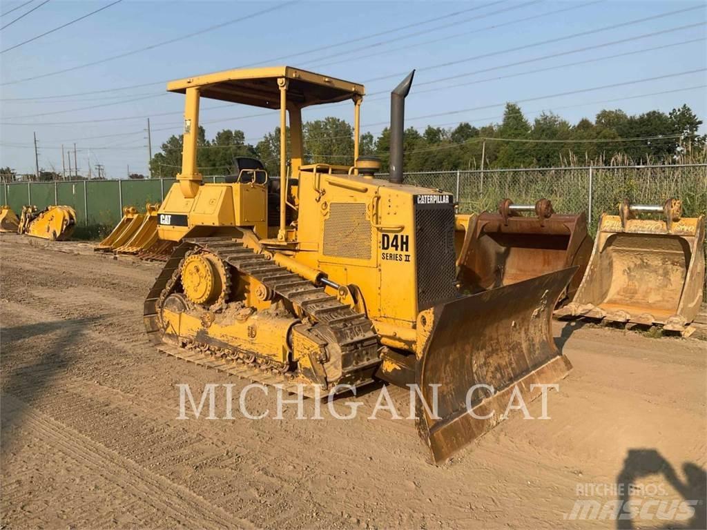 CAT D4H Bulldozer på larvebånd