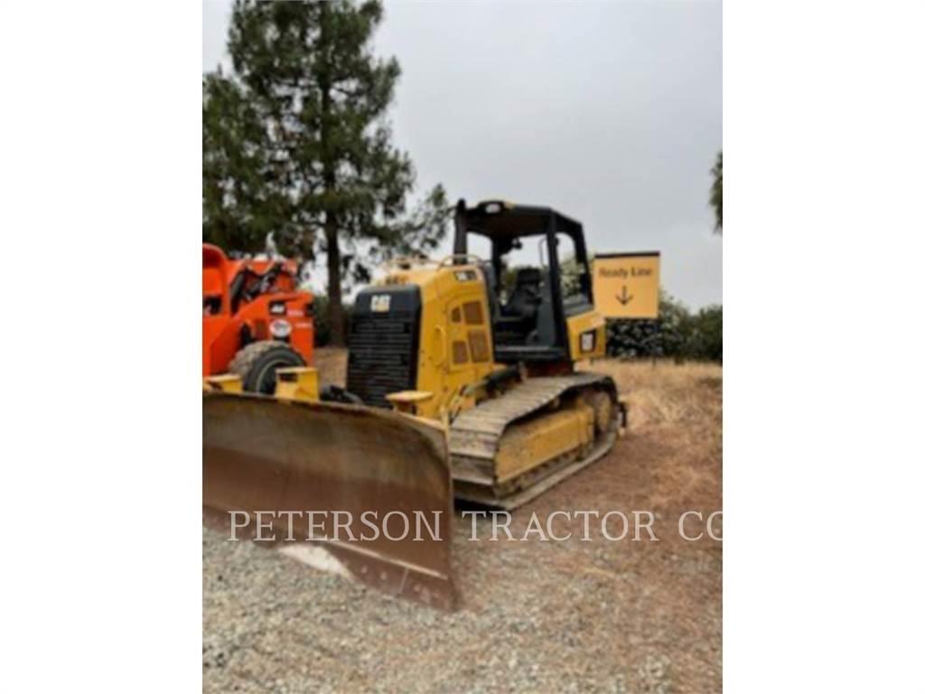 CAT D4K2 Bulldozer på larvebånd