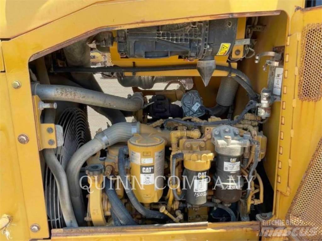 CAT D4K2 XL Bulldozer på larvebånd