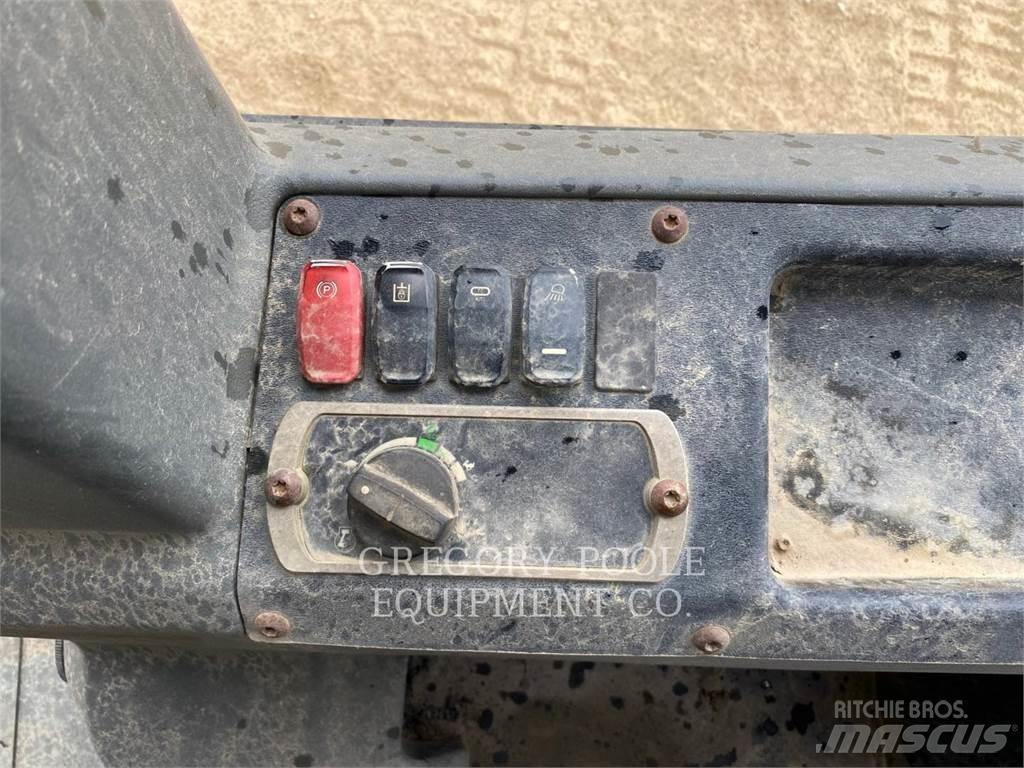 CAT D4K2LGP Bulldozer på larvebånd