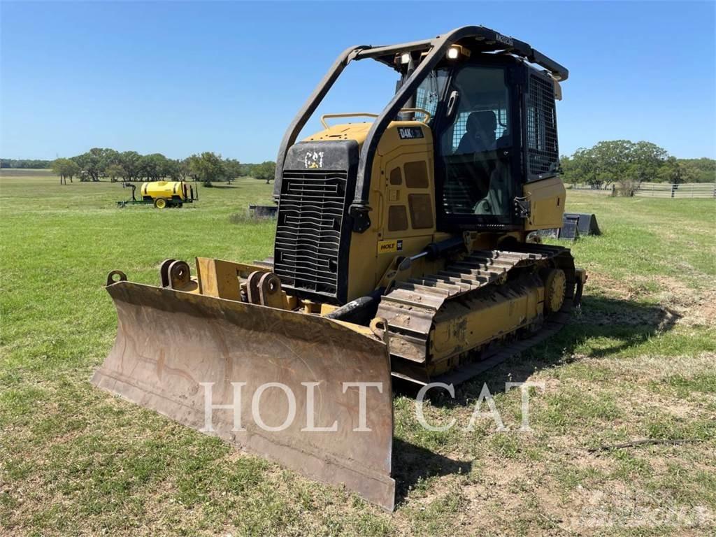 CAT D4K2XL Bulldozer på larvebånd
