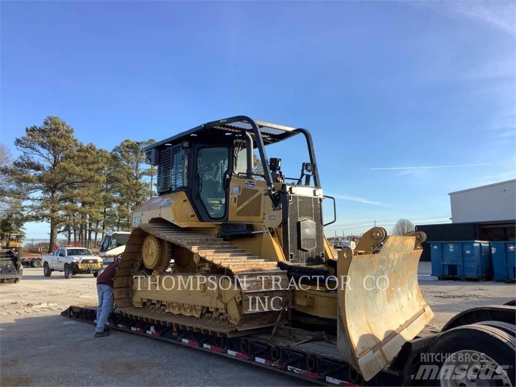 CAT D5 Bulldozer på larvebånd