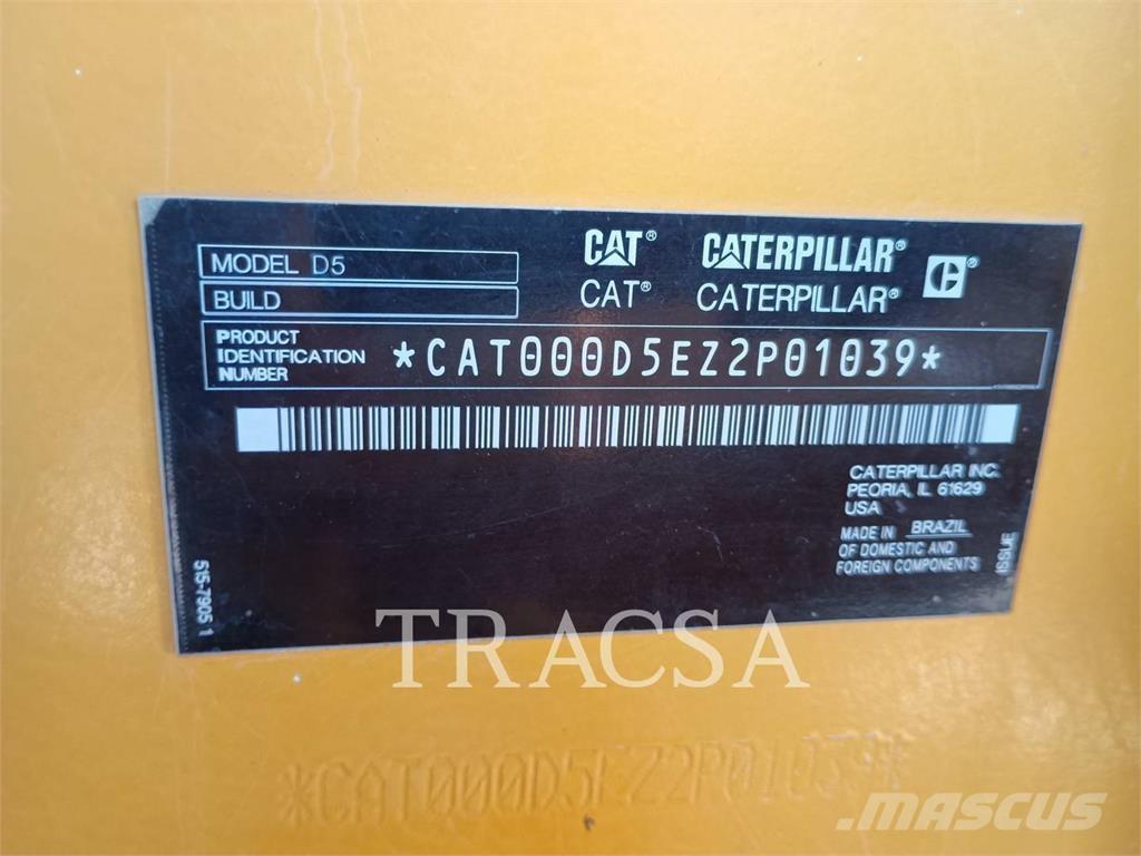 CAT D5 Bulldozer på larvebånd