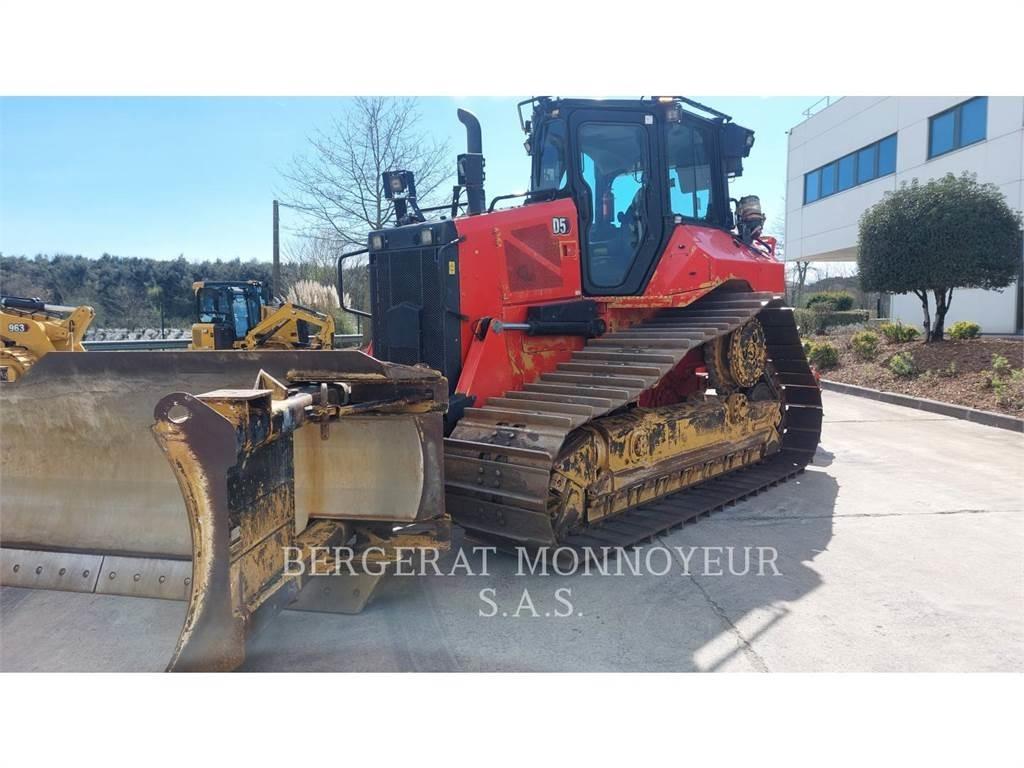 CAT D5 Bulldozer på larvebånd
