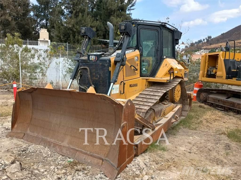CAT D5 Bulldozer på larvebånd