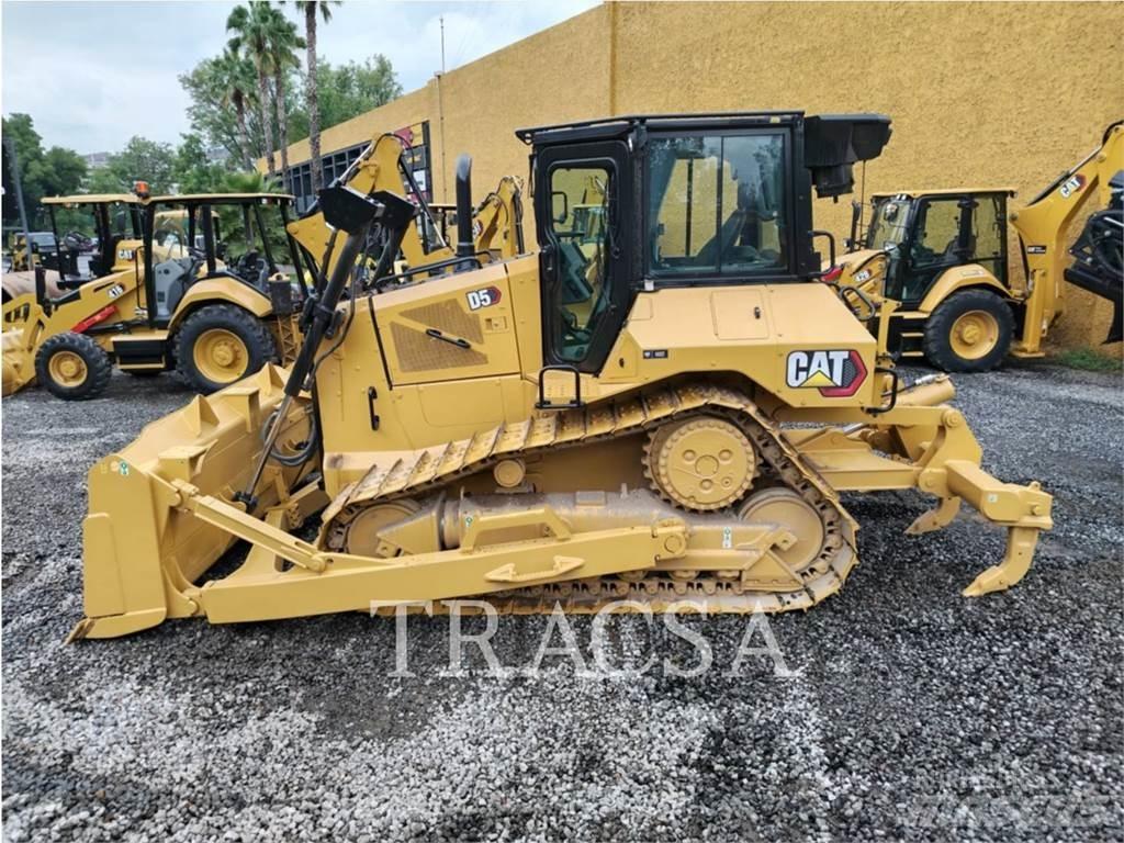 CAT D5 Bulldozer på larvebånd
