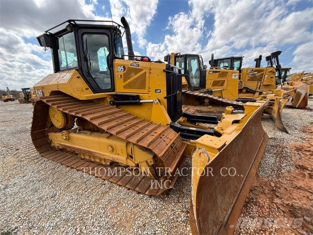 CAT D5 Bulldozer på larvebånd