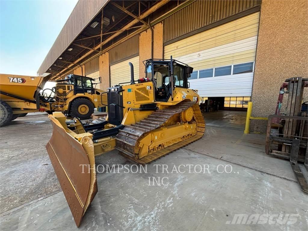 CAT D5 Bulldozer på larvebånd