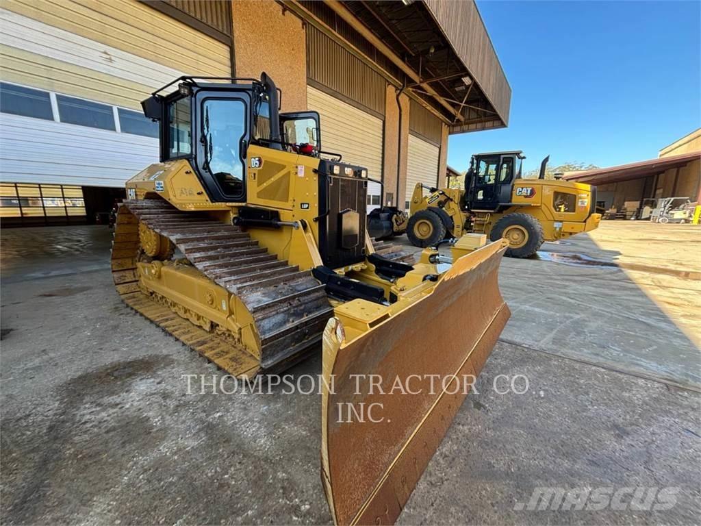 CAT D5 Bulldozer på larvebånd