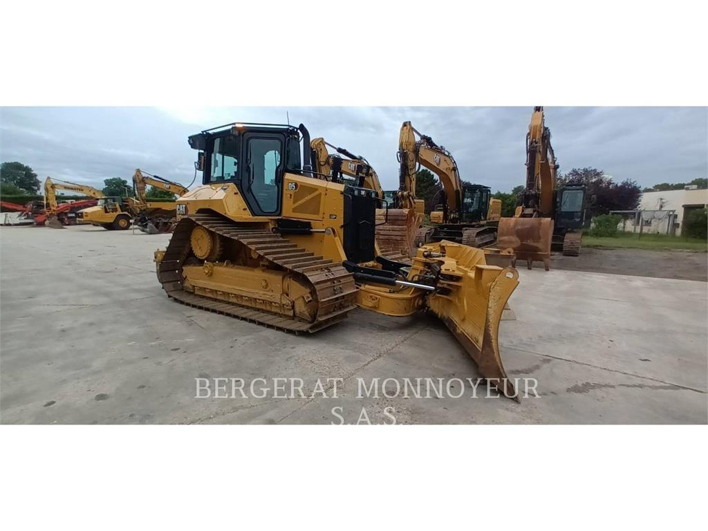 CAT D5 Bulldozer på larvebånd