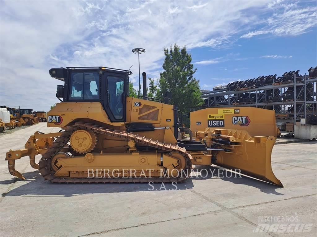 CAT D5 Bulldozer på larvebånd