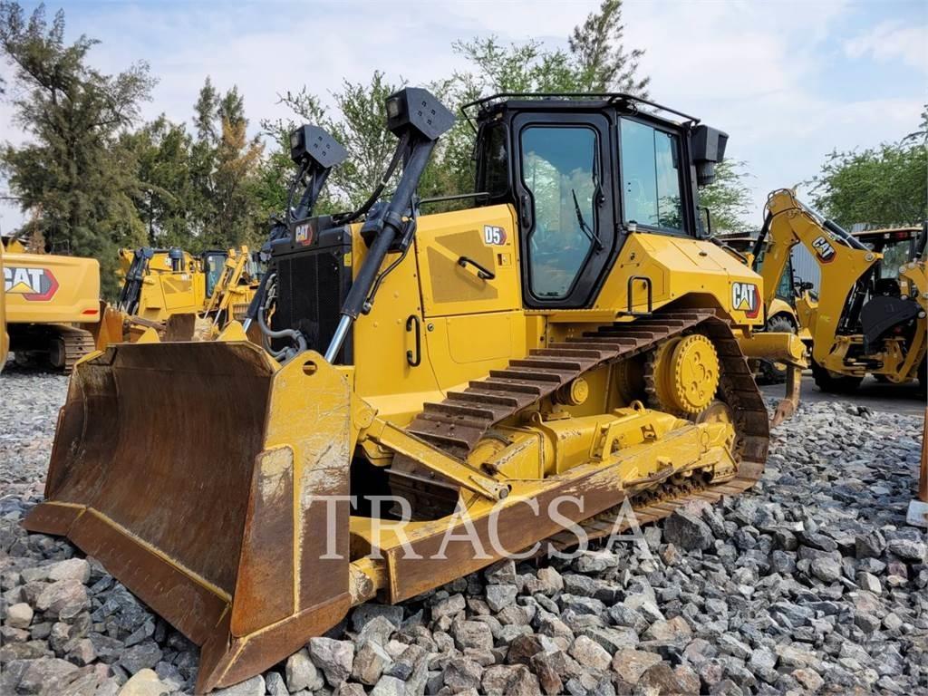 CAT D5 Bulldozer på larvebånd