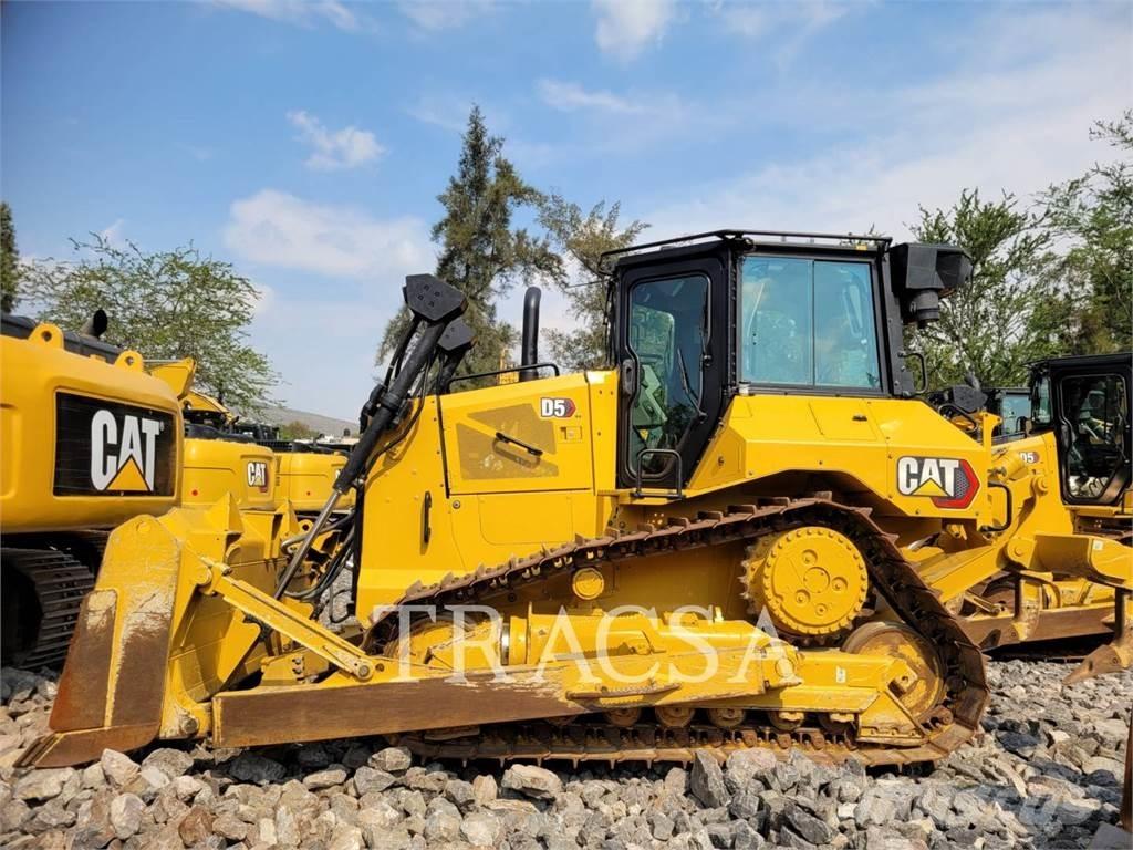 CAT D5 Bulldozer på larvebånd