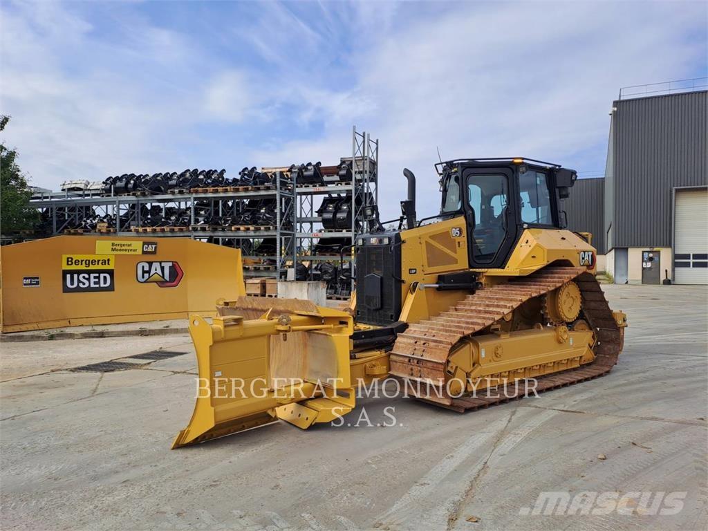 CAT D5 Bulldozer på larvebånd