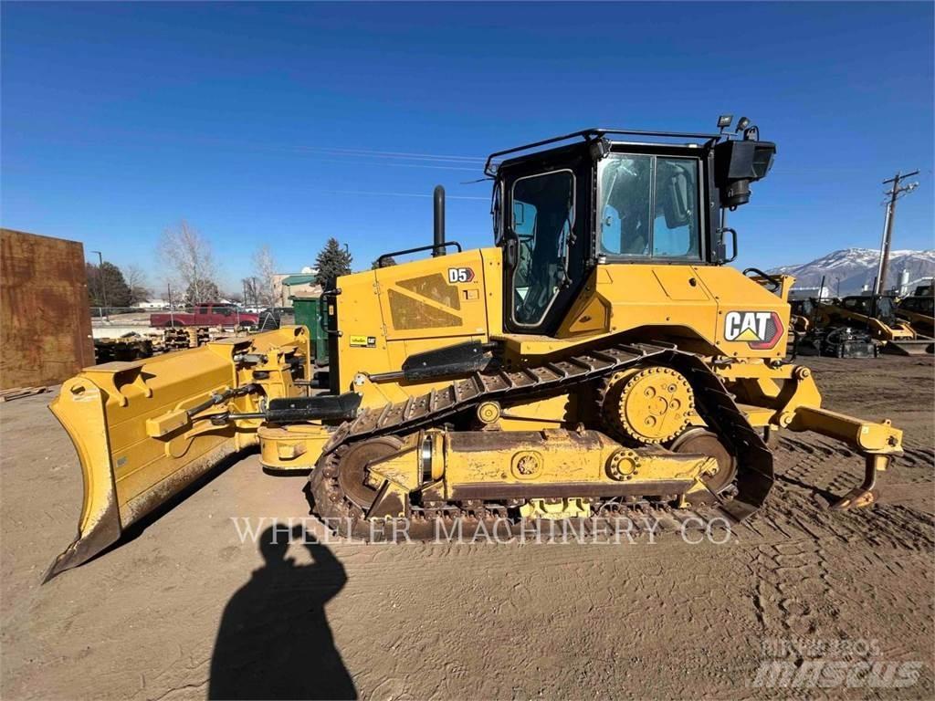 CAT D5-17 XL Bulldozer på larvebånd