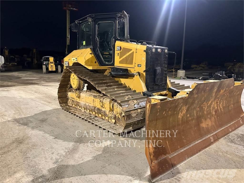 CAT D5-17VP Bulldozer på larvebånd