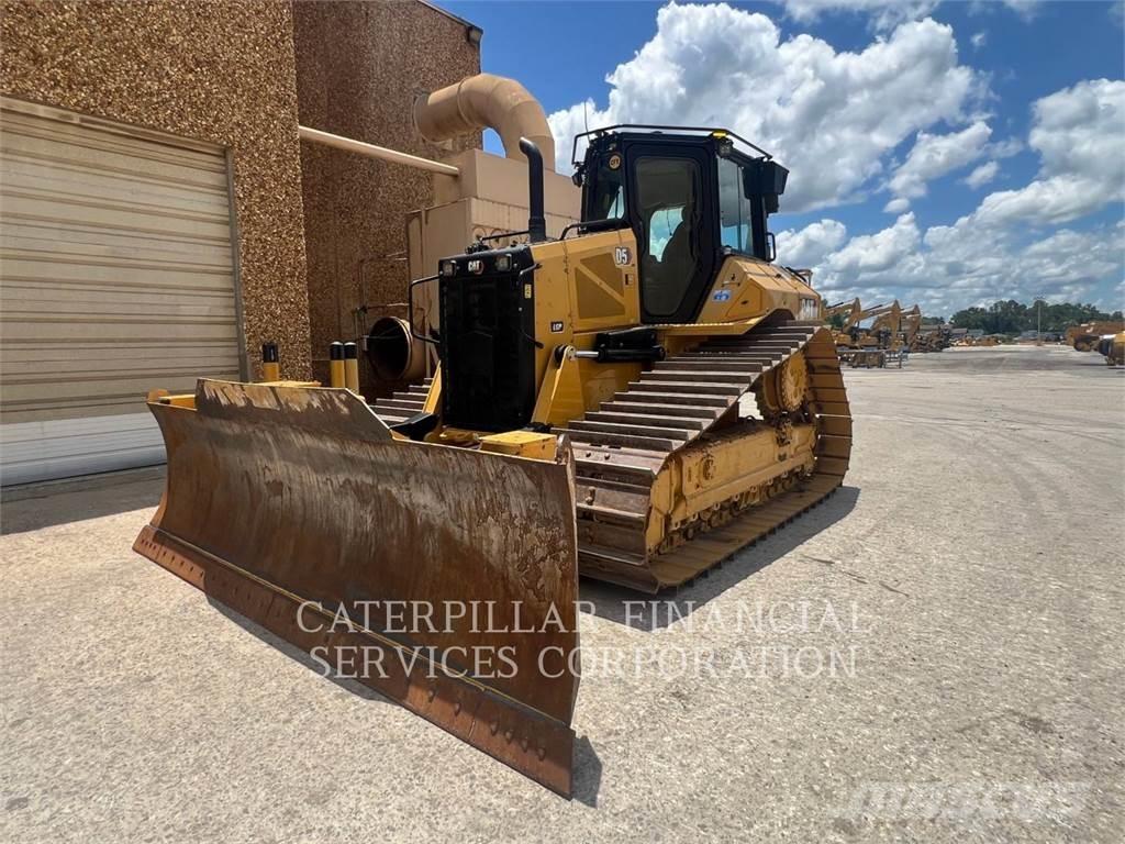 CAT D5-17VP Bulldozer på larvebånd