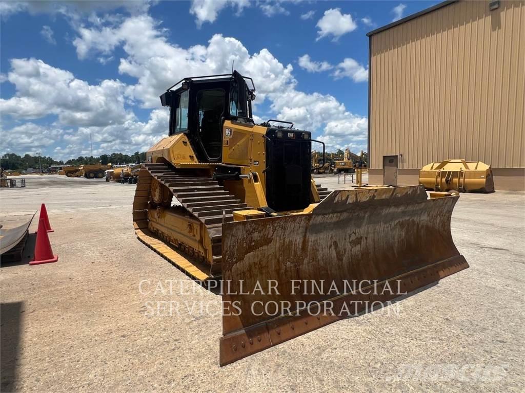 CAT D5-17VP Bulldozer på larvebånd