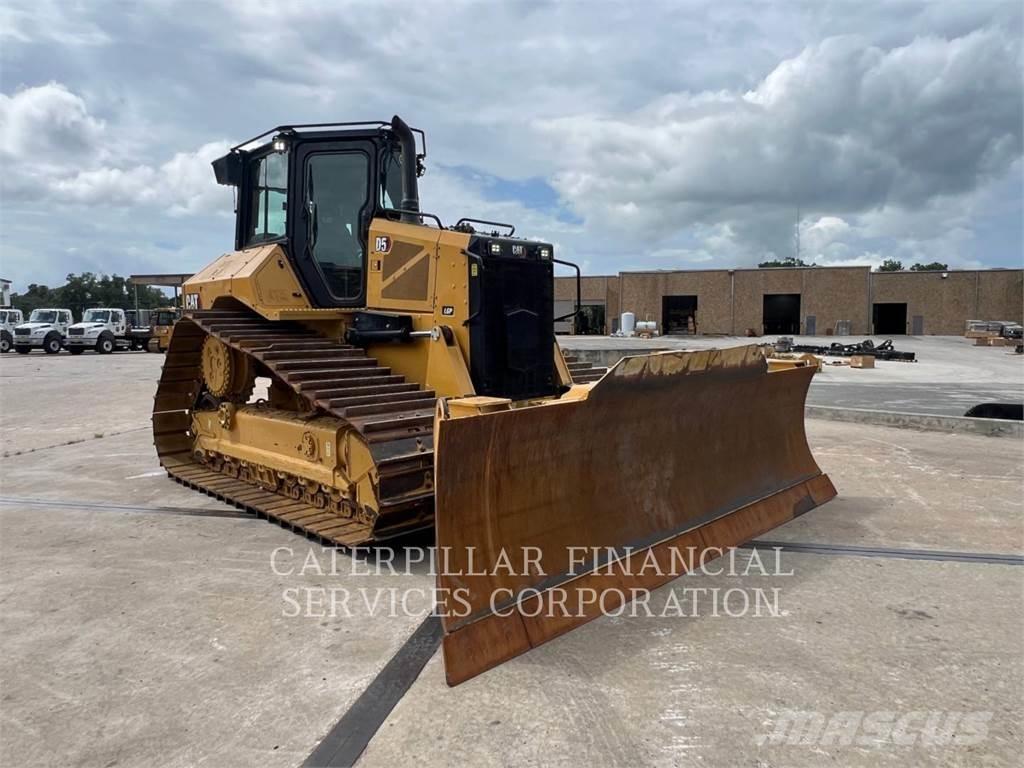 CAT D5-17VP Bulldozer på larvebånd