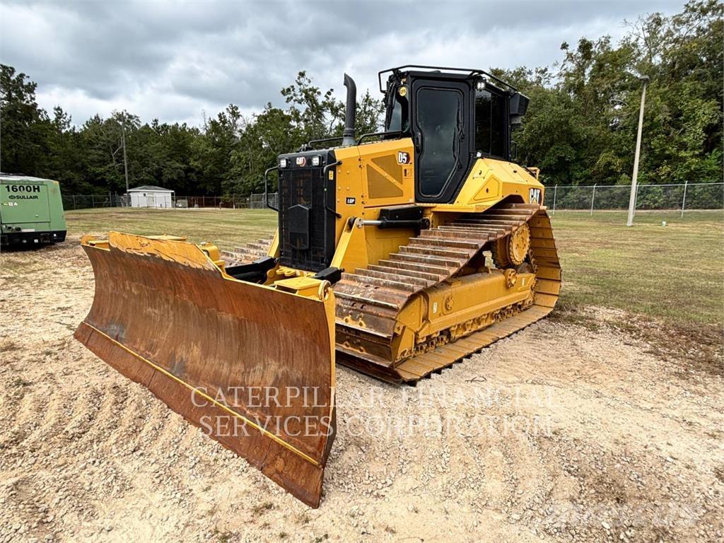 CAT D5-17VP Bulldozer på larvebånd