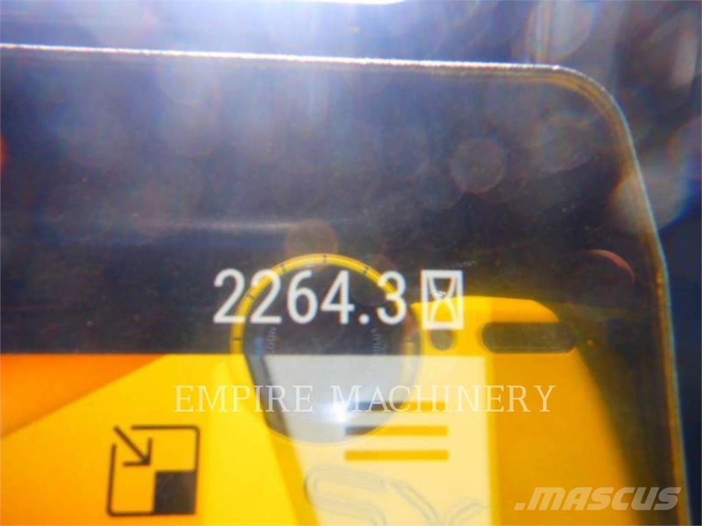 CAT D5-17VPWHA Bulldozer på larvebånd