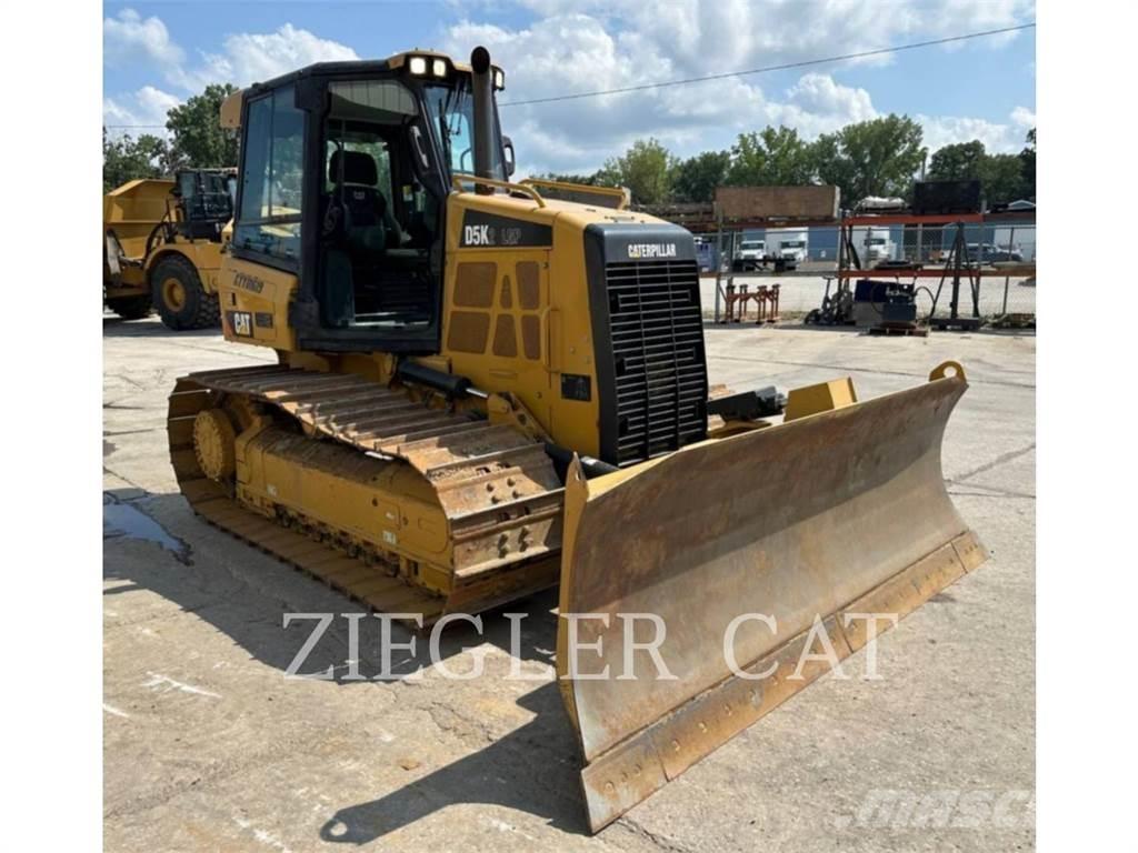 CAT D5K Bulldozer på larvebånd