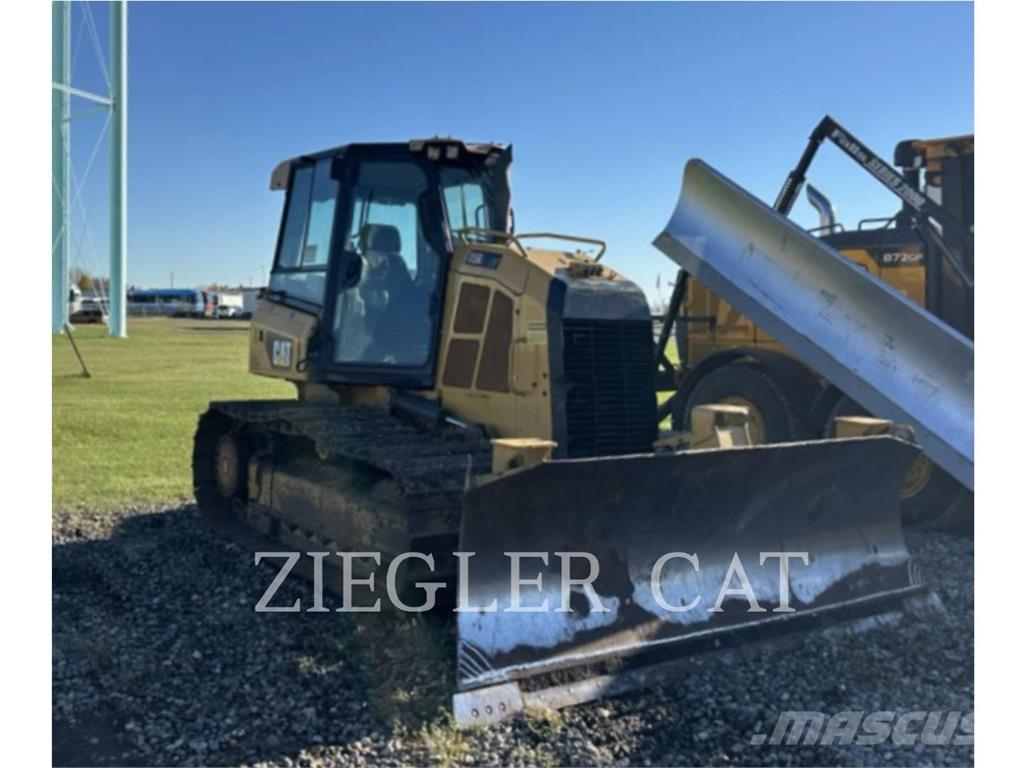 CAT D5K2 Bulldozer på larvebånd