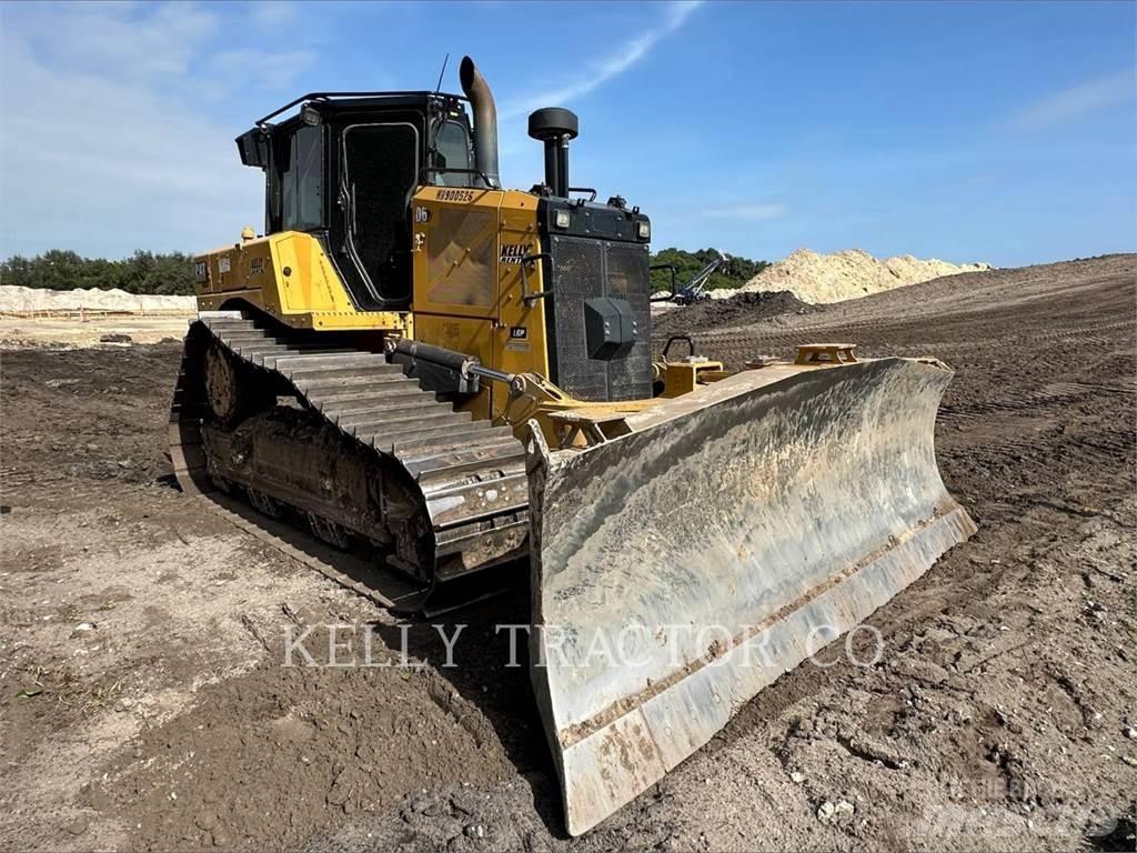 CAT D6 Bulldozer på larvebånd