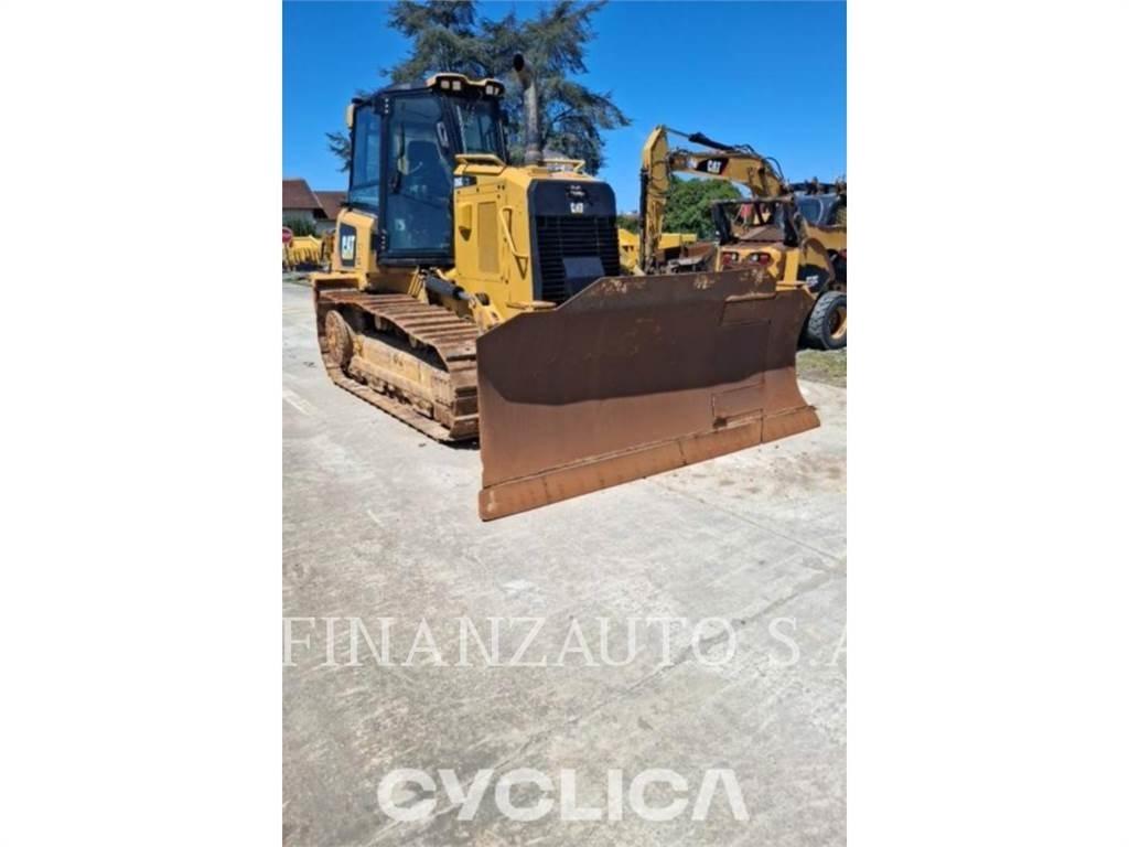 CAT D6K Bulldozer på larvebånd